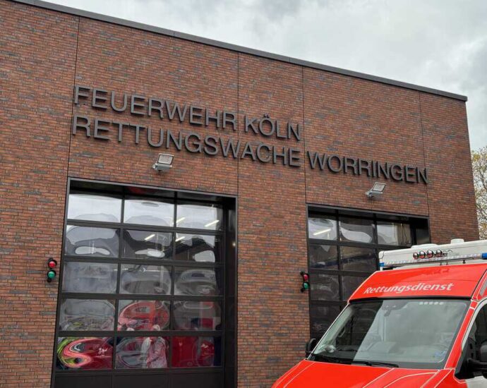 Eröffnung der neuen Rettungswache Worringen Eröffnung der neuen Rettungswache Worringen