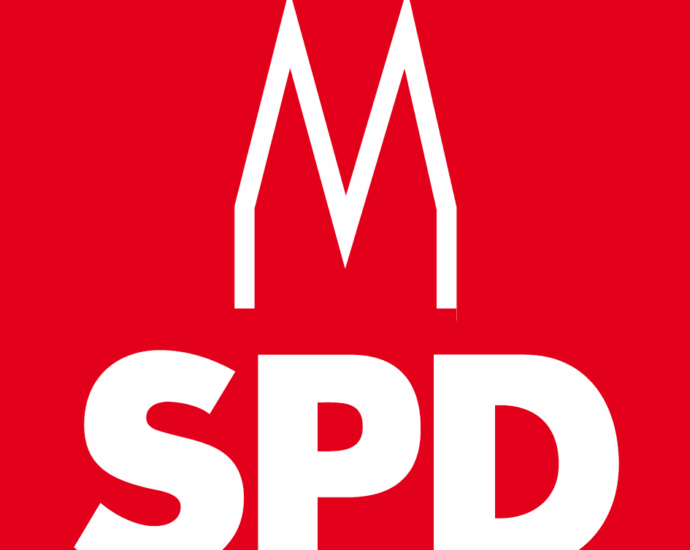 Helene-Weber-Preis 2024 an Maria Helmis-Arend verliehen Helene-Weber-Preis 2024 an Maria Helmis-Arend verliehen