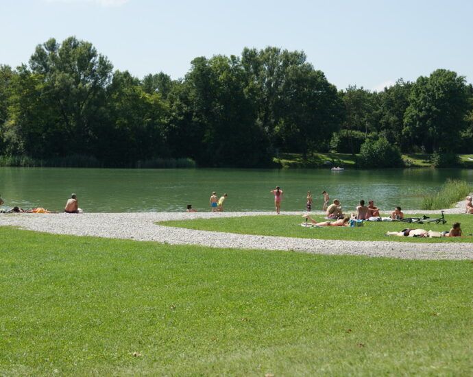 Neue Badezonen am Fühlinger See ab dem 17. Mai