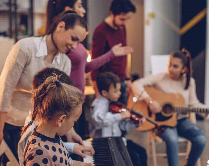 Aus dem Landtag: Verlässliche Kita und OGS ermöglichen! Aus dem Landtag: Verlässliche Kita und OGS ermöglichen!