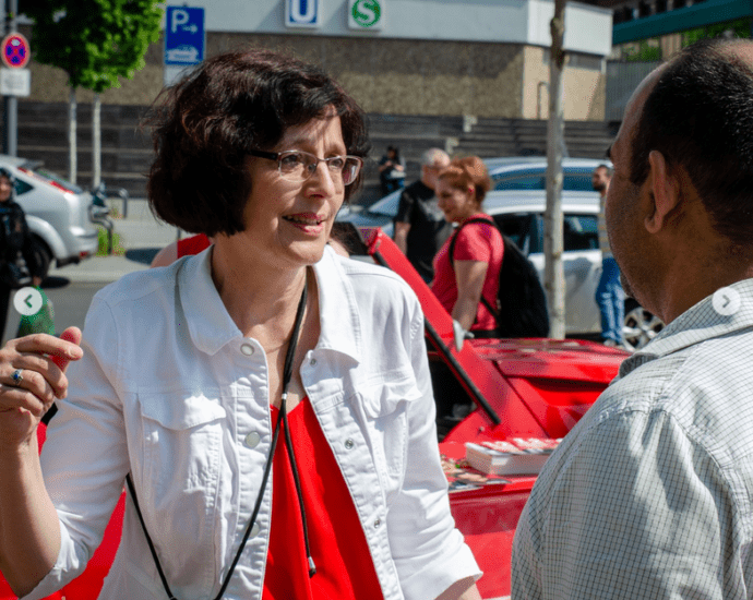 11.5. Europawahlkandidatin Claudia Walther im Stadtbezirk Chorweiler