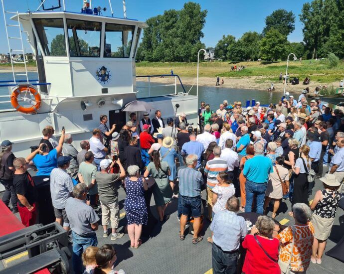 Feierliche Einweihung der neuen Fähre Hitdorf/Langel! Feierliche Einweihung der neuen Fähre Hitdorf/Langel!