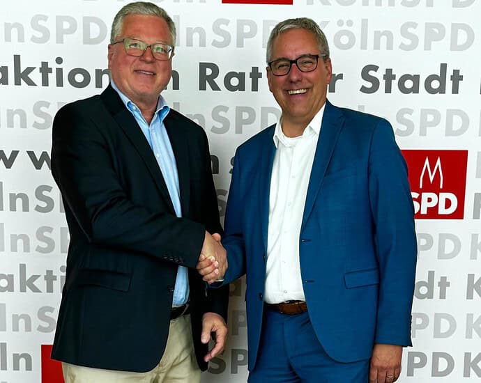 Thomas Breustedt zum neuen Geschäftsführer der SPD-Ratsfraktion Köln gewählt Thomas Breustedt zum neuen Geschäftsführer der SPD-Ratsfraktion Köln gewählt